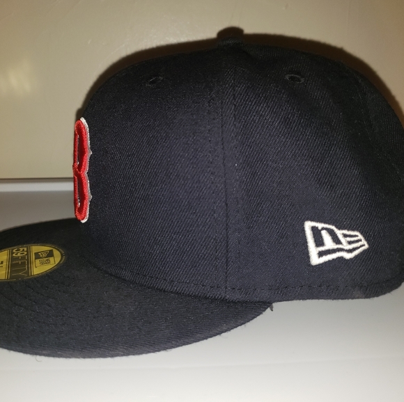New Era Boston Red Sox hat size 7 5/8 - Picture 5 of 11